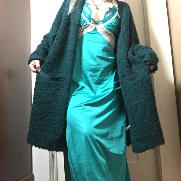 Meet your Posher, Amy Morgan - Picture 7 of 12